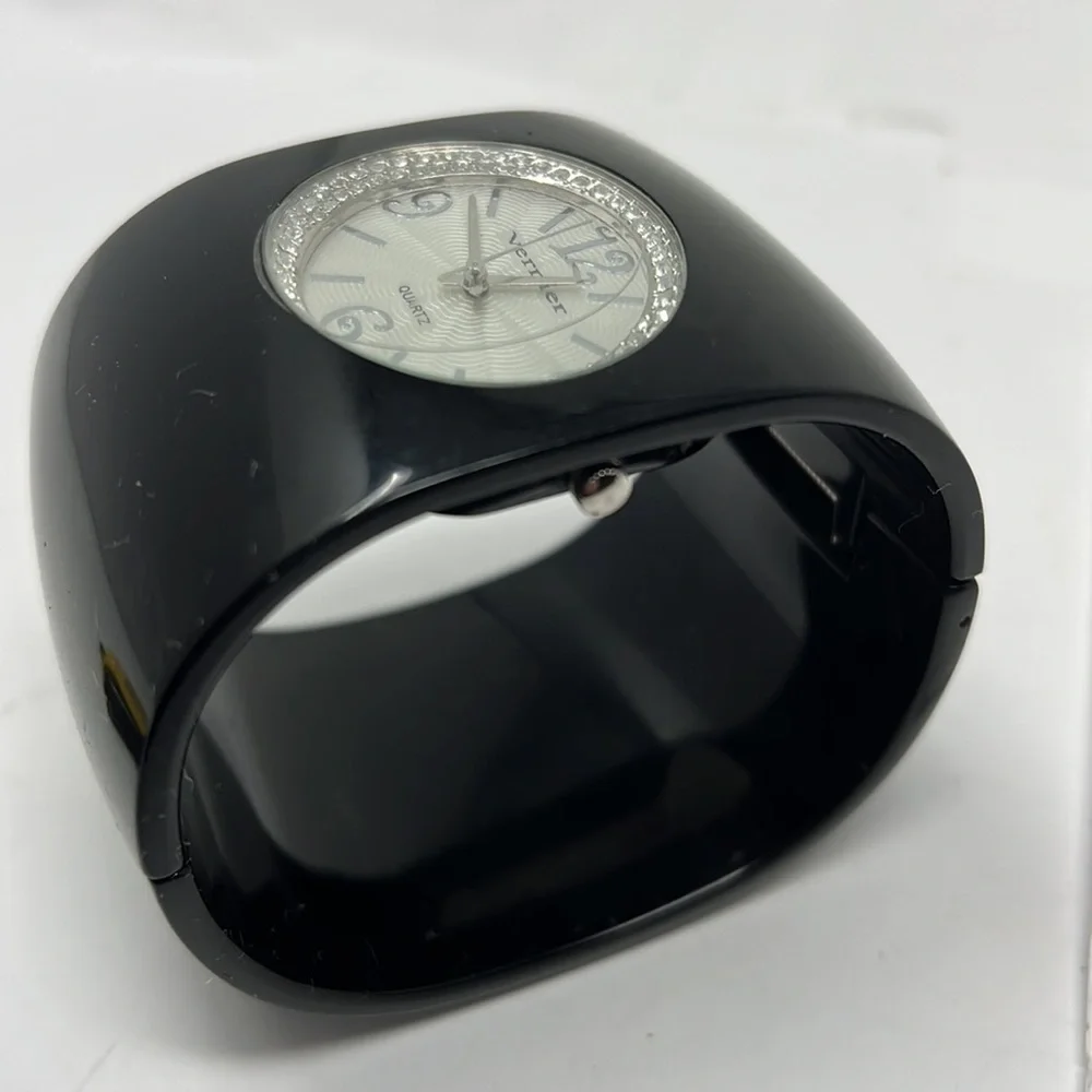 Vernier Black Lucite Bracelet Cuff Wristwatch Crystal Bezel